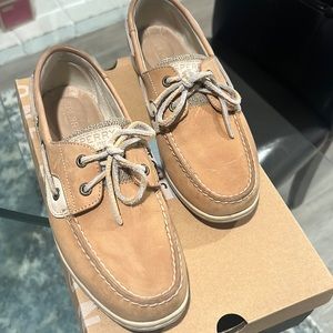 Sperry shoes size 7.5